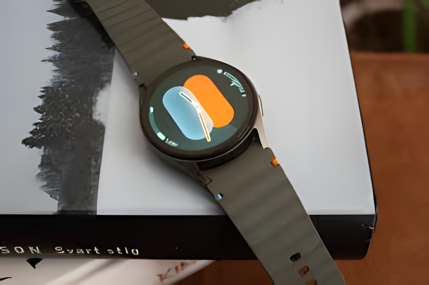 Samsung Galaxy Watch 8 – Advanced Smartwatch with Fitness Tracking & Bluetooth Calling
